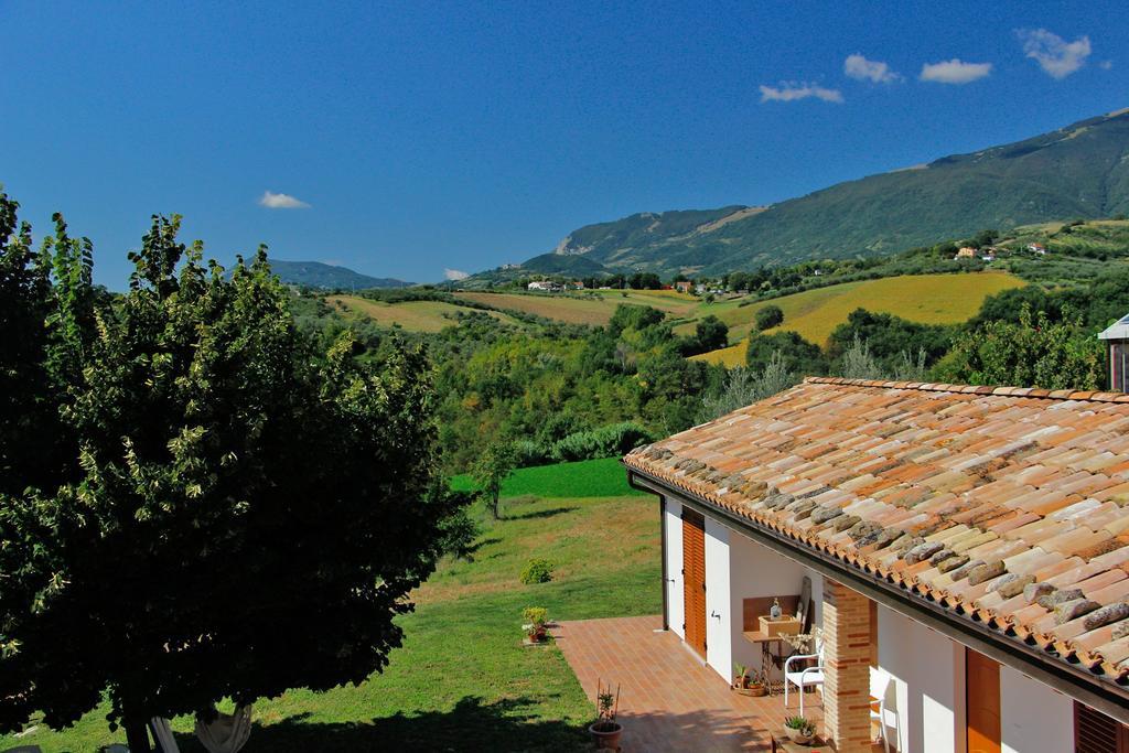 Villa Masseria Spadone Civitella Casanova Exterior foto